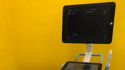 Kamil Krawiec urolog FEBU, gabinet urologiczny